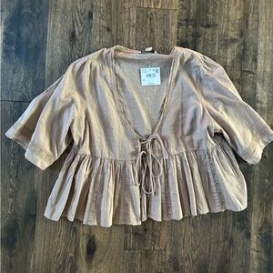 Tie-front top